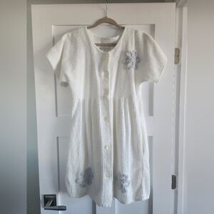 Mark Travers Supertex Chenille Robe White w/ Blue Flowers